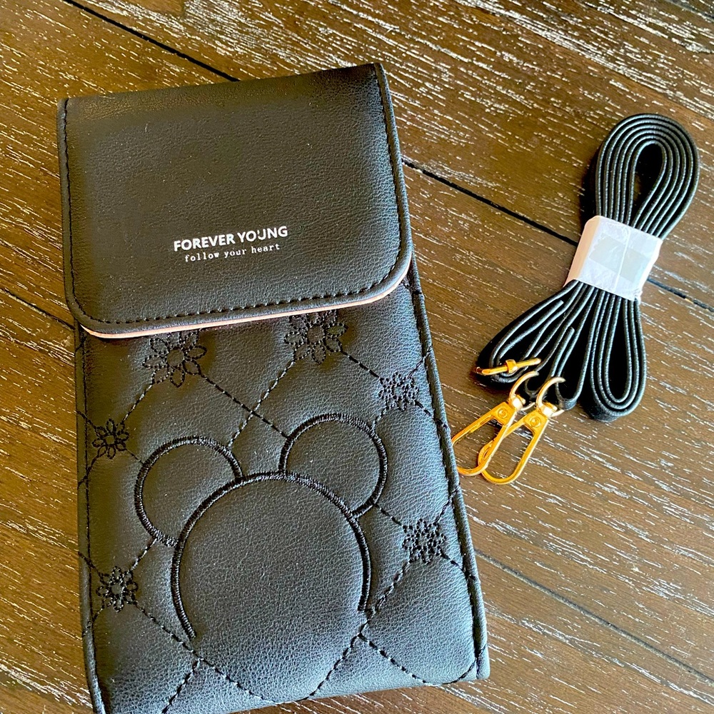 Cell phone credit card crossbody purse